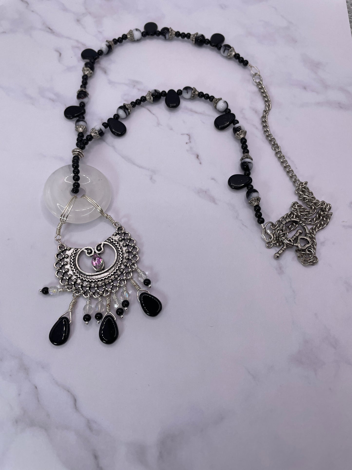 Bohemian Style Quartz Donut Necklace